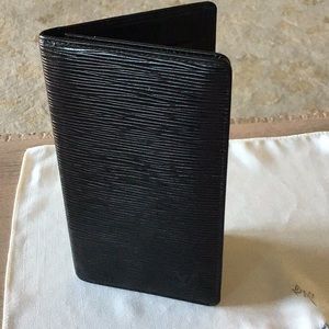 Louis Vuitton EPI wallet